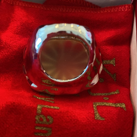 Size 6 QVC Kenneth Jay Lane's BIG STATEMENT Translucent Silvertone Fluted Ring - Picture 6 of 9